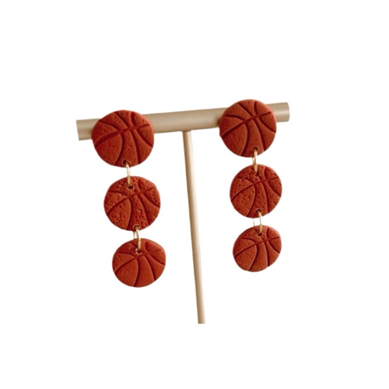 Basketball Trio — Classic
